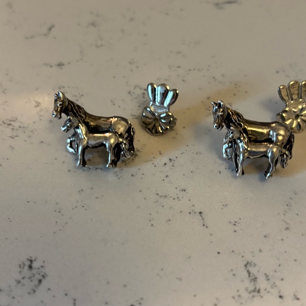 Vintage Silver Horse Earrings - Picture 9 of 11